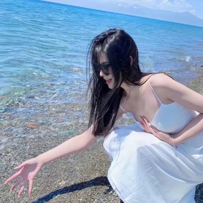 躲在阁楼的安妮·法兰克